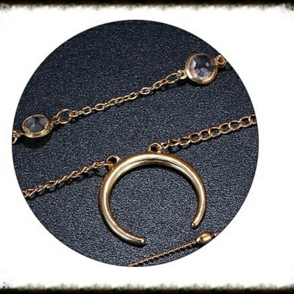 🗿🗿Bohemian Moon Multi-layer Necklace 🗿🗿 - Picture 3 of 5